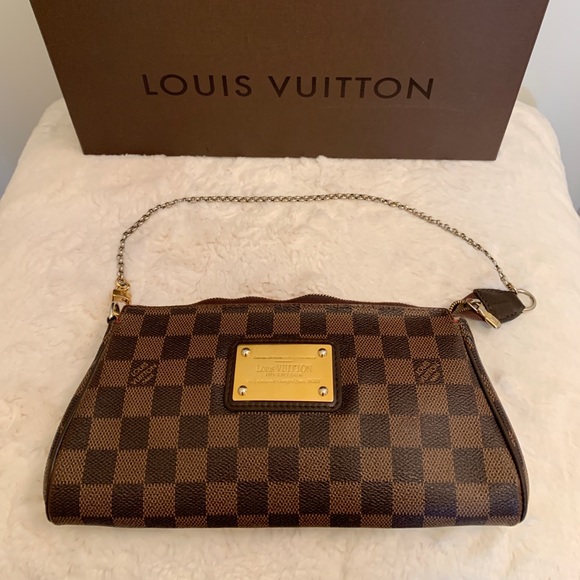 ♦️SOLD♦️ Authentic Louis Vuitton Eva Clutch - Picture 1 of 13